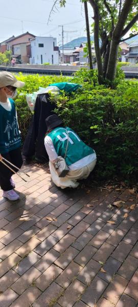 【米子】彫刻ロード川沿いおそうじ画像