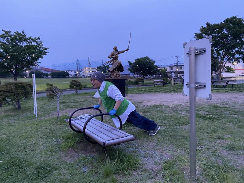 夢ある学生とゴミ拾い！画像