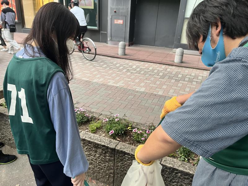 先週の多さとは打って変わって☆夜そうじ画像