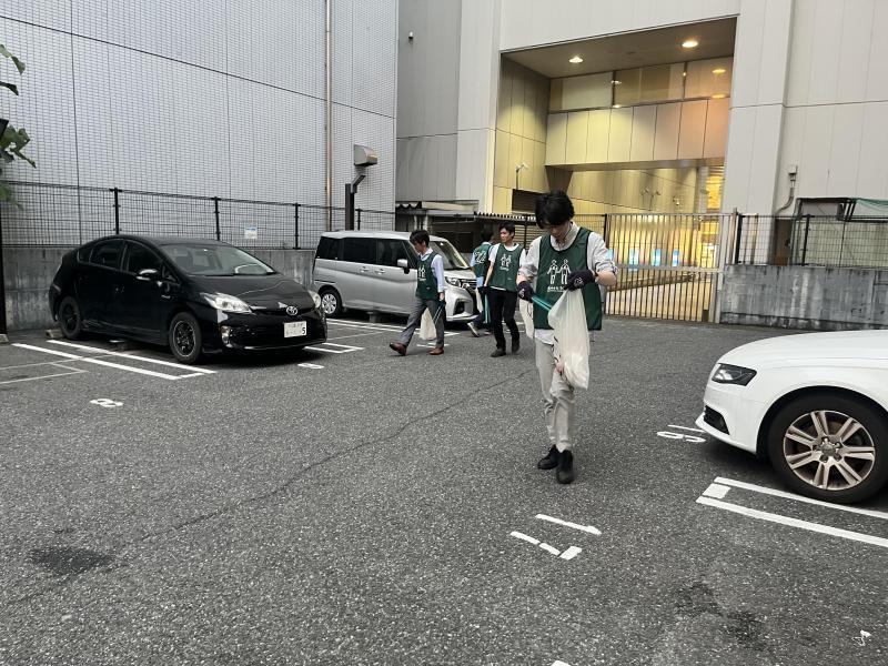 先週の多さとは打って変わって☆夜そうじ画像