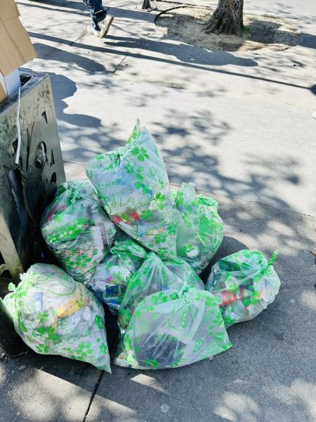 パリのシンボリックな場所で画像