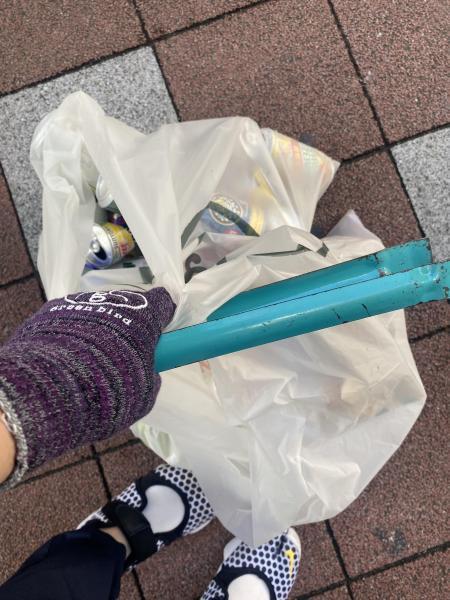 福岡天神　8月最後はニンジン拾ったよ☆朝そうじ画像