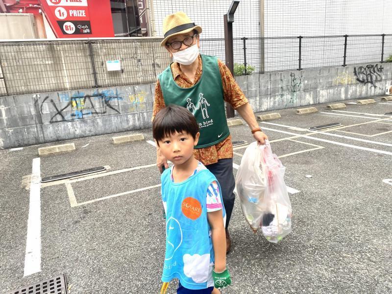 福岡天神　子どもも大人も頑張ったよ☆朝そうじ画像