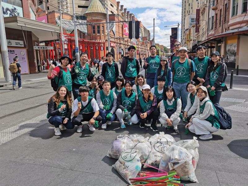 コリア&タイタウン辺りのお掃除画像