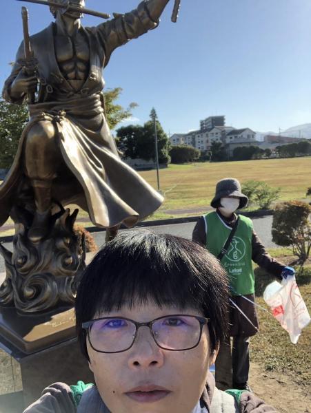 初の定例朝掃除！画像