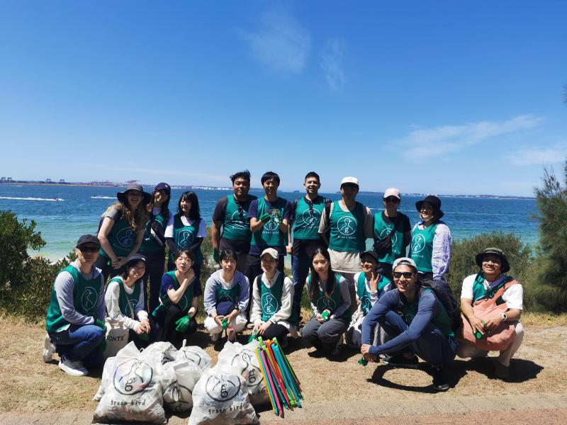 今年最後のビーチのお掃除画像