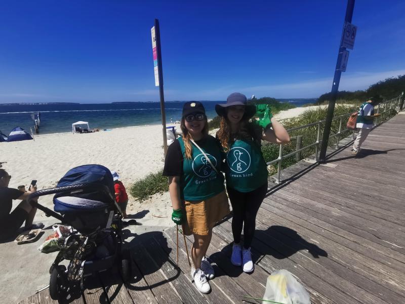 今年最後のビーチのお掃除画像