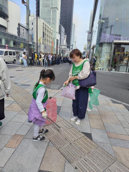 ラフォーレクリーンキーパーズｘグリーンバード原宿そうじ画像