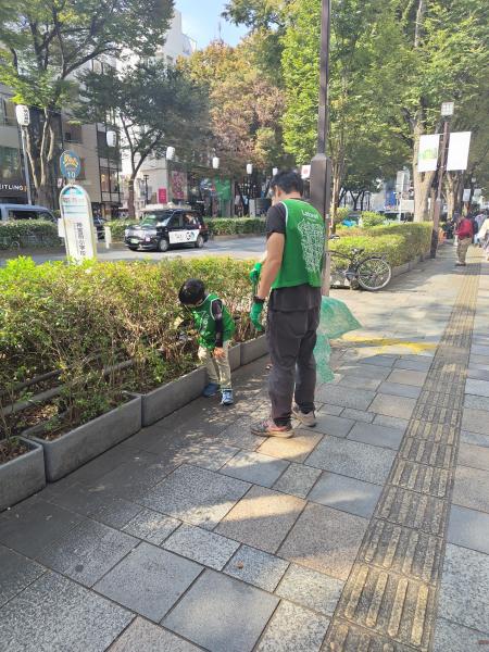 ラフォーレクリーンキーパーズｘグリーンバード原宿そうじ画像