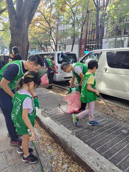 ラフォーレクリーンキーパーズｘグリーンバード原宿そうじ画像