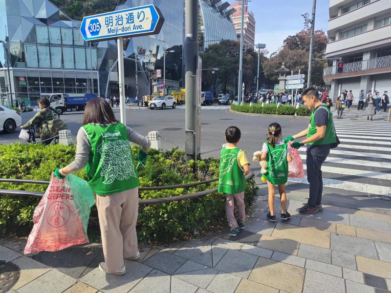 ラフォーレクリーンキーパーズｘグリーンバード原宿そうじ画像