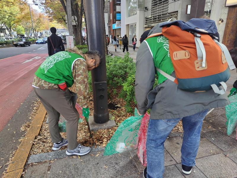 ラフォーレクリーンキーパーズｘグリーンバード原宿そうじ画像