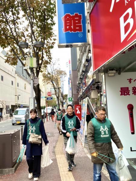 福岡天神　朝はみんなでストレッチマン☆朝そうじ画像