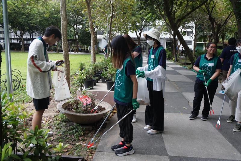 11th Green Bird (Clean-up) x Newton 画像