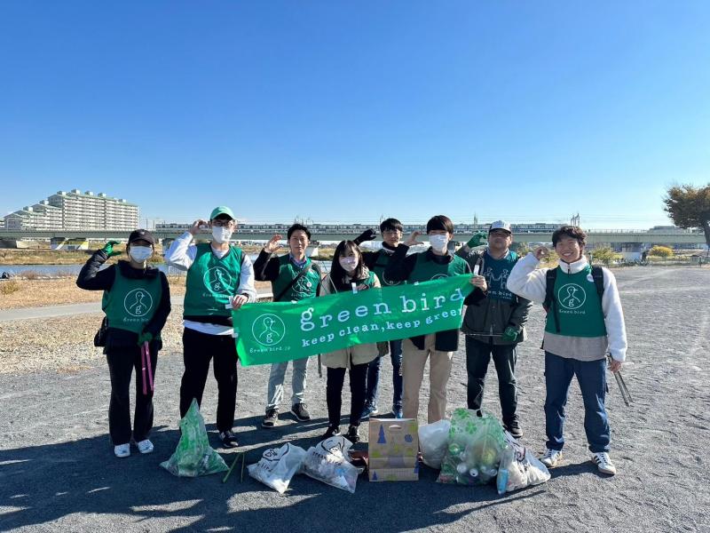 のぼりと掃除画像