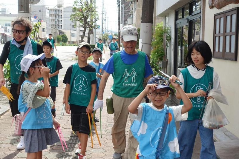 大牟田チーム大牟田駅前お掃除画像
