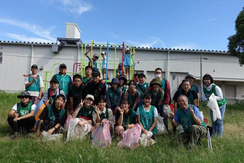 大牟田チーム大牟田駅前お掃除画像