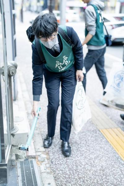 福岡天神　福岡チームにも専属カメラマン登場☆朝そうじ画像