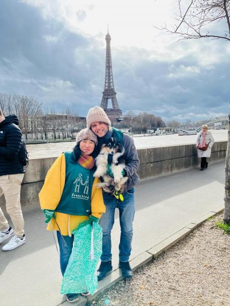 事務局からBienvenus!（フランス語で「ようこそ！」）画像