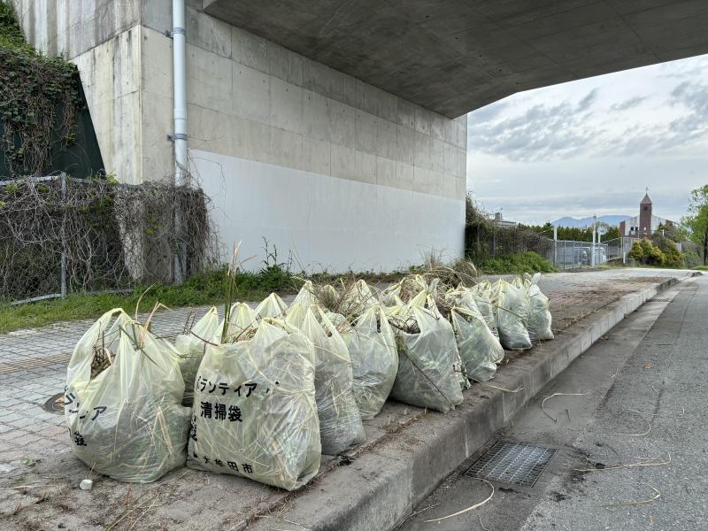 防災グリーンバードイオンモール大牟田店さんコラボお掃除画像