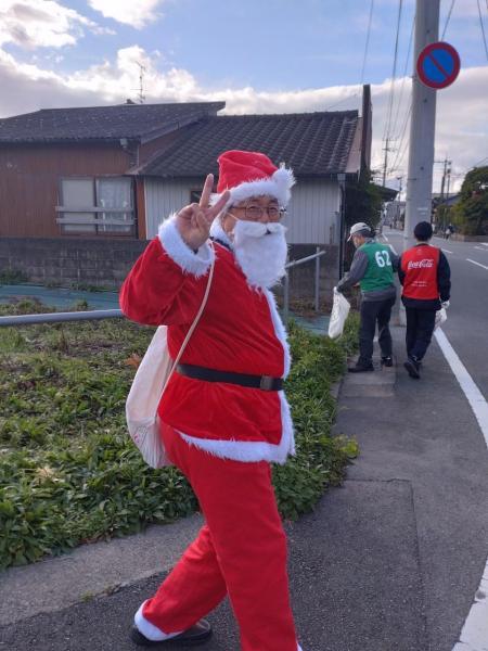大牟田チーム大牟田駅前お掃除画像