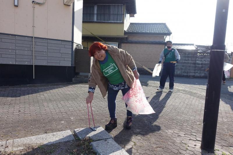 大牟田チーム大牟田駅前お掃除画像