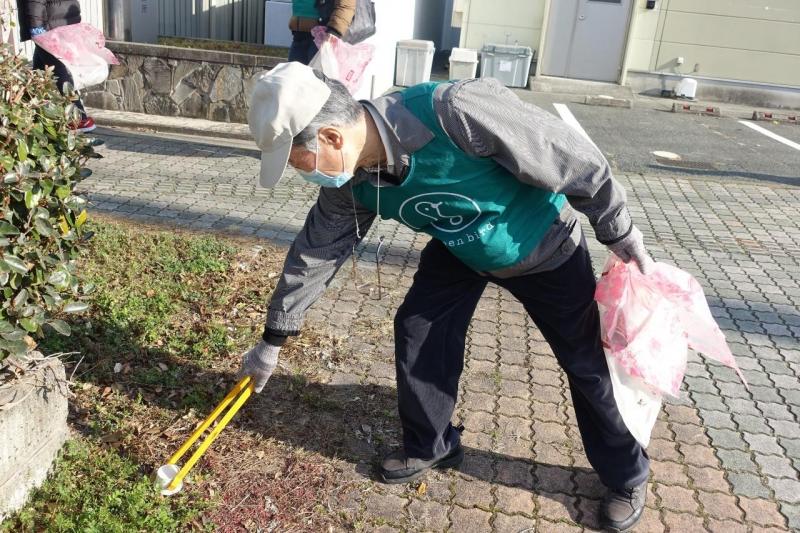 大牟田チーム大牟田駅前お掃除画像