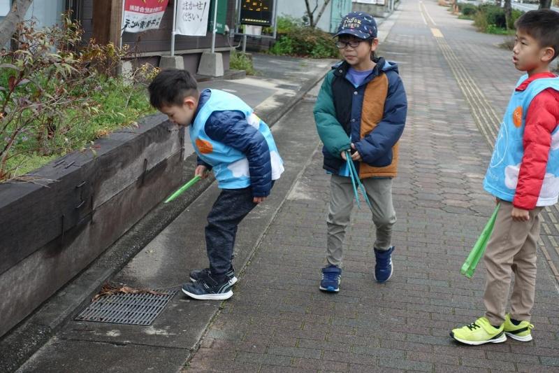大牟田チーム大牟田駅前お掃除画像