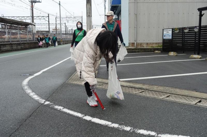 大牟田チーム大牟田駅前お掃除画像