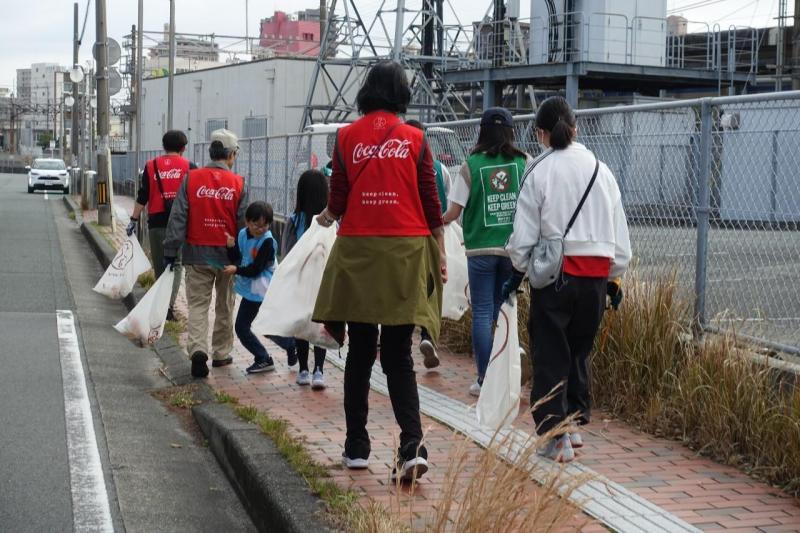 大牟田チーム大牟田駅前お掃除画像