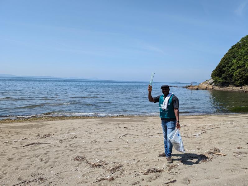 海のモーニングおそうじ画像