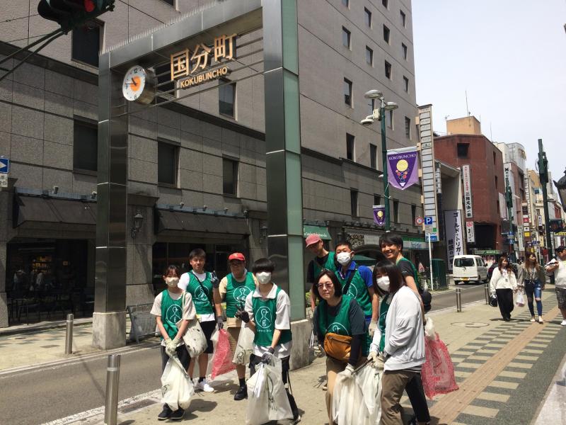 東風吹かば 青葉まつりで おそうじだ画像