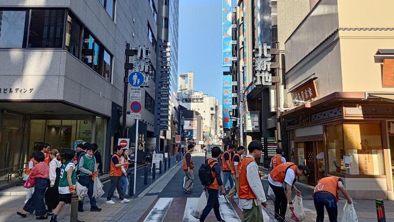 【北新地】グリーンもオレンジも一緒にごみゼロおそうじ【5月第4土曜日】画像