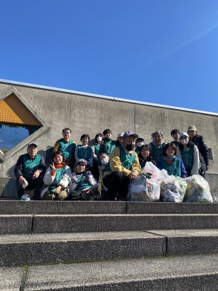 【米子】彫刻ロード川沿いおそうじ画像