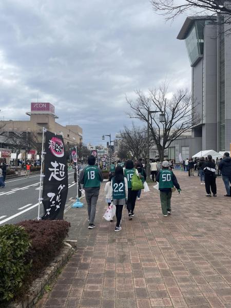 彫刻ロード川沿いおそうじ画像