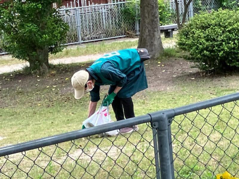 【米子】彫刻ロード川沿いおそうじ画像