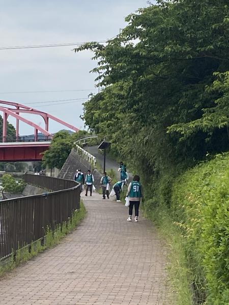 【米子】彫刻ロード川沿いおそうじ画像