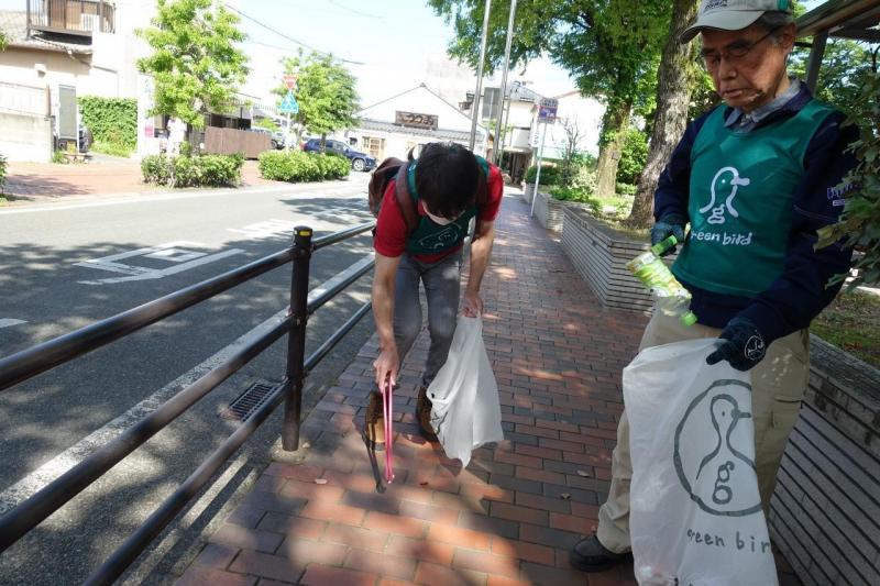 大牟田チーム大牟田駅前お掃除画像