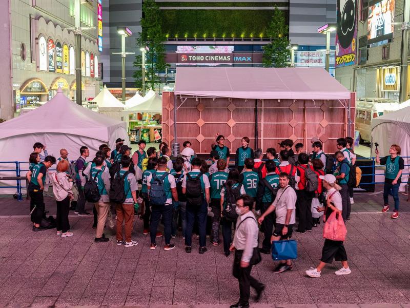 5月21日　歌舞伎町お掃除画像