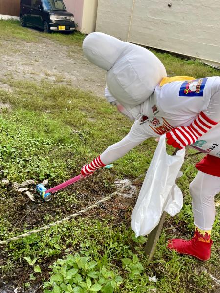 ６月朝活中央駅ゴミ拾い　アミュ広場スタバ前集合画像