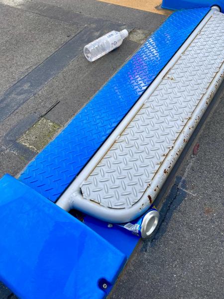 ６月朝活中央駅ゴミ拾い　アミュ広場スタバ前集合画像