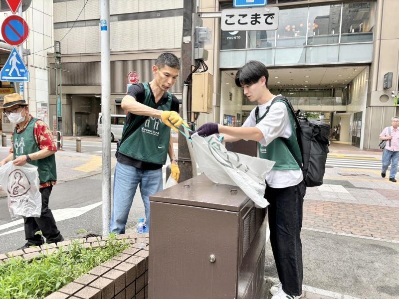 福岡天神　新スマホでお久しぶりの朝そうじ画像