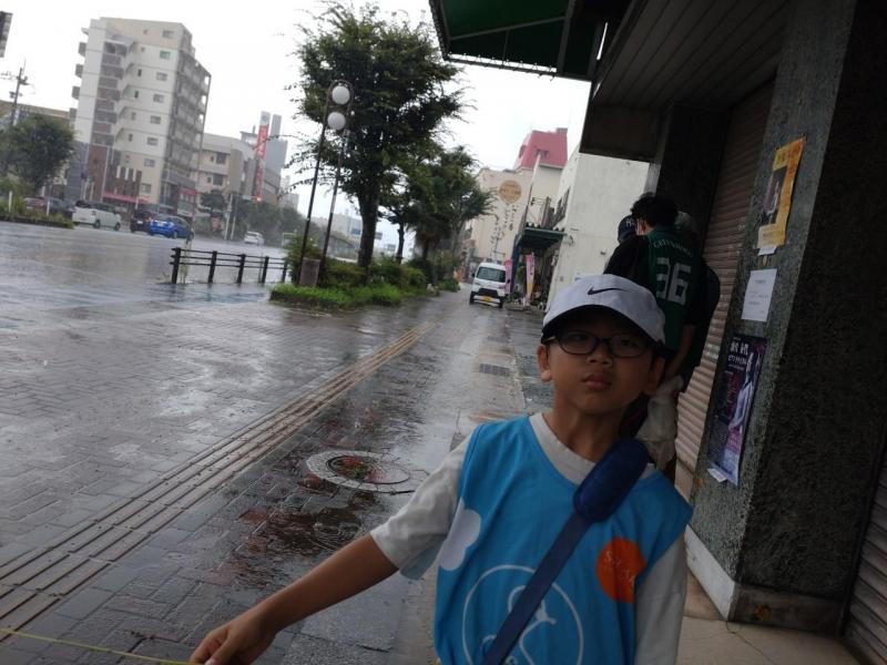 大牟田チーム大牟田駅前お掃除画像