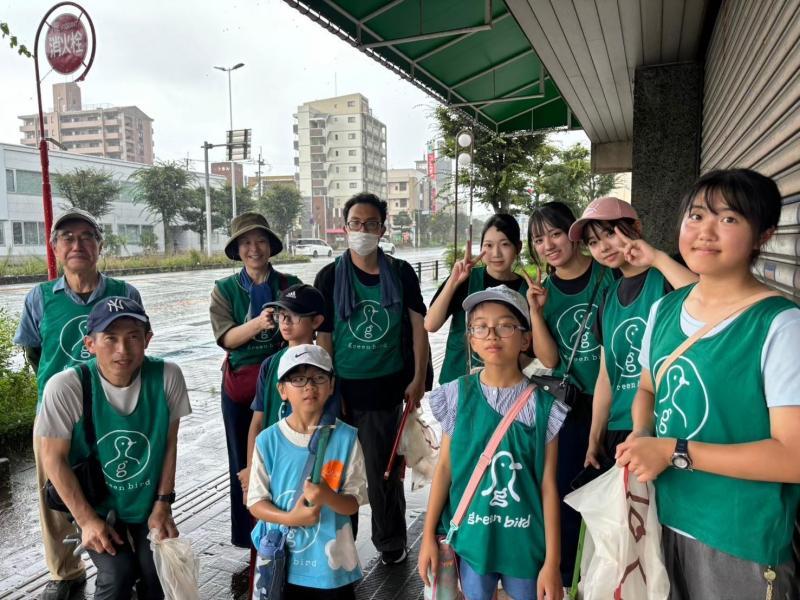 大牟田チーム大牟田駅前お掃除画像