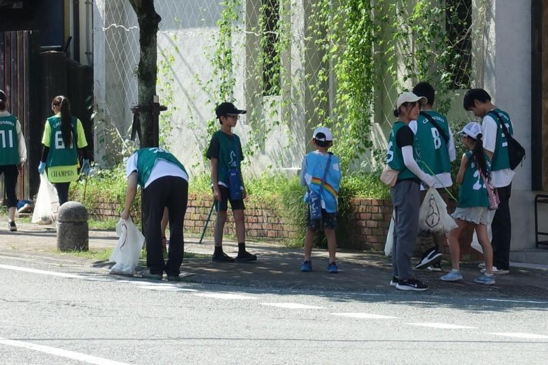 大牟田チーム大牟田駅前お掃除画像