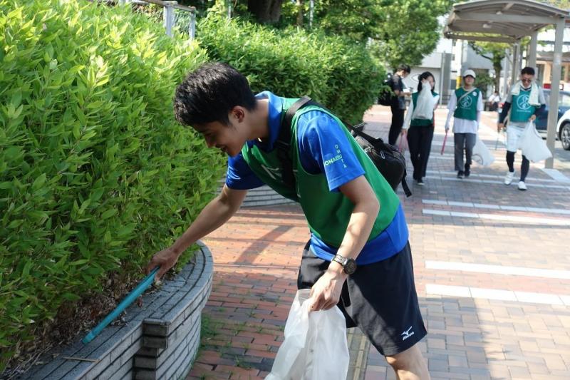 大牟田チーム大牟田駅前お掃除画像