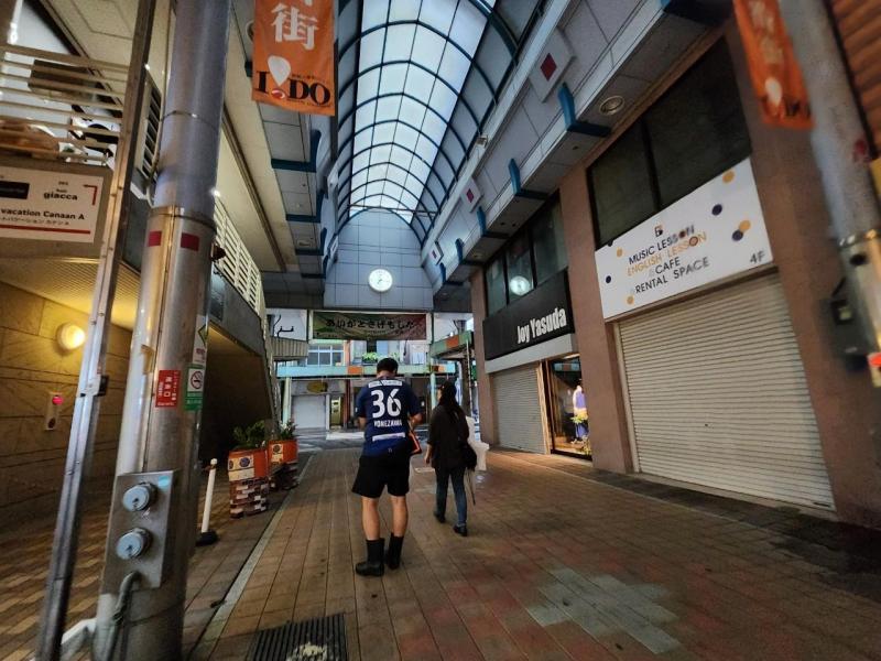 7月朝活中央駅　ゴミ拾い画像