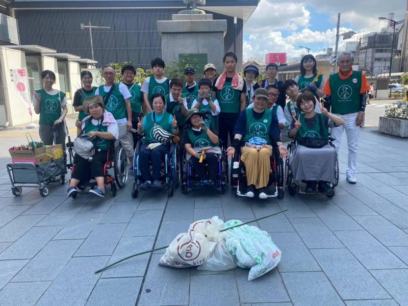 第22回　福山駅前そうじ画像