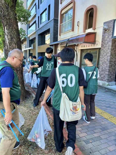はじめまして！西新学生チームです！画像