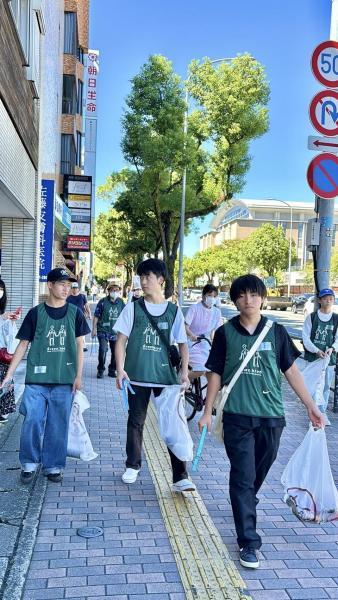 はじめまして！西新学生チームです！画像